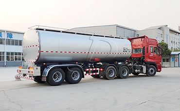 守護每一滴新鮮——天潤新東鮮奶運輸車的全方位“保鮮”之道