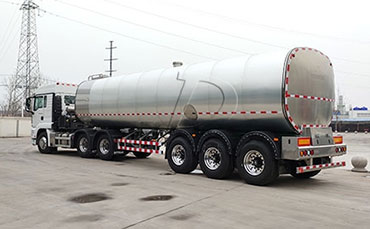 從考察到下單：一次會面促成的鮮奶運輸車合作